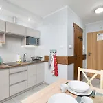 Charming With Parking And Balcony In By Renters * كارباش