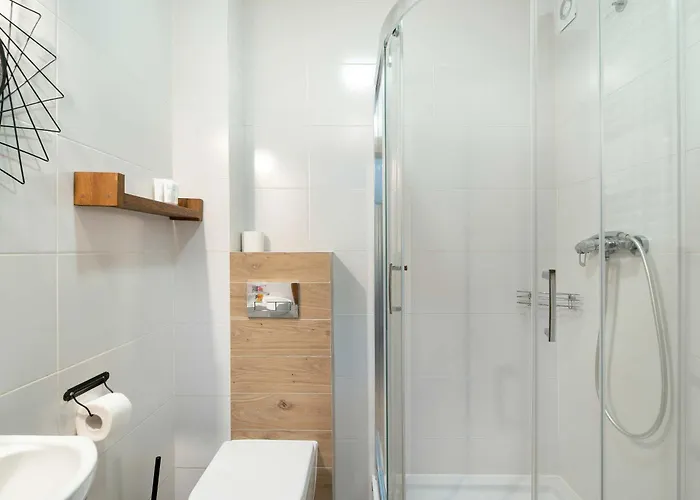 Charming With Parking And Balcony In By Renters Appartamento *