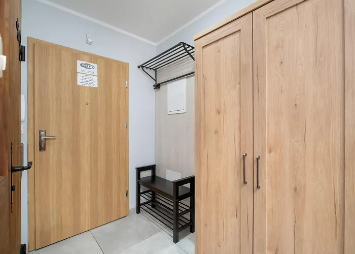 Charming With Parking And Balcony In By Renters Appartamento *